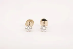 14k White Gold 0.58tcw Diamond Stud Earrings (1.16g.)