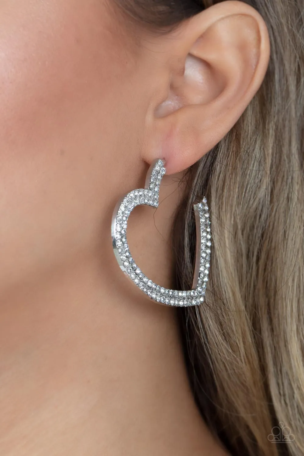 AMORE to Love - White Hoop Earring