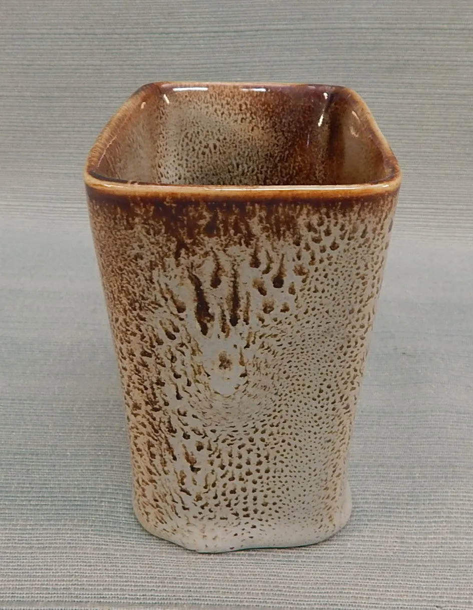 Ballard Pottery Vermont Pillow Vase