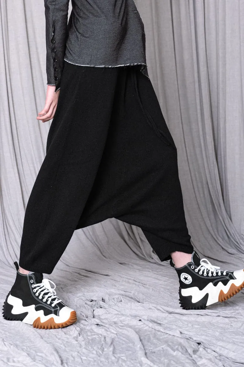 Forme d'Expression | DM131 Knitted Sarouel Pants | Haremshose aus Wolle in Schwarz