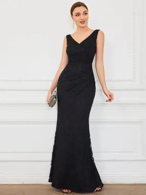 Lace V-Neck Fitted Evening Dress