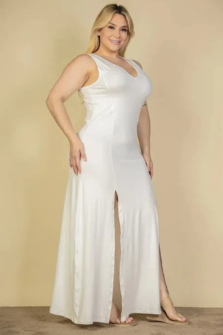 Plus Size Plunge Neck Thigh Split Maxi Dress