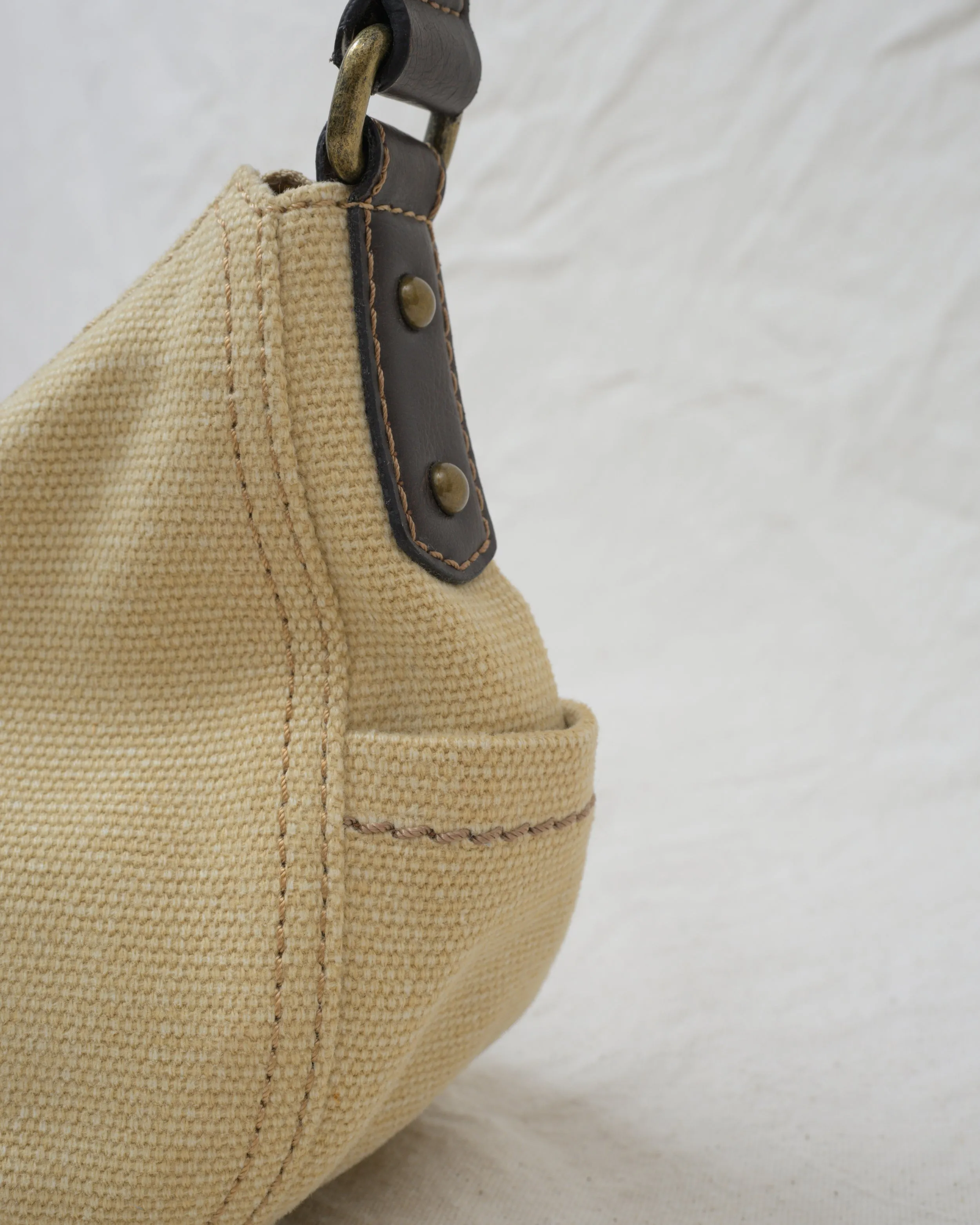 Preloved FOSSIL Canvas Hobo Bag