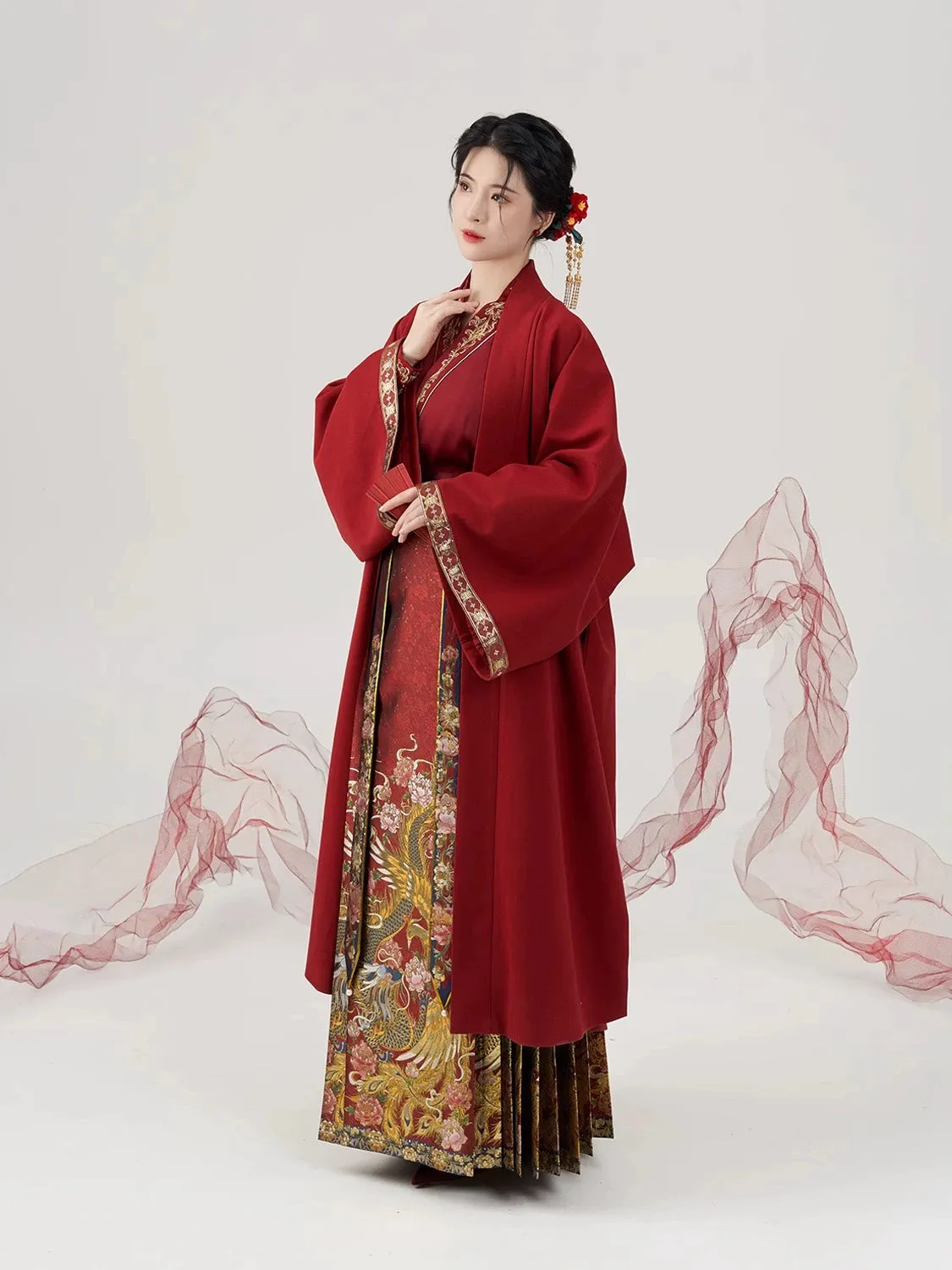 Song-Ming Dynasties, Modern Hanfu, Bridal and Tea Ceremony Gown, Silk Phoenix 锦凤 (Preorder)