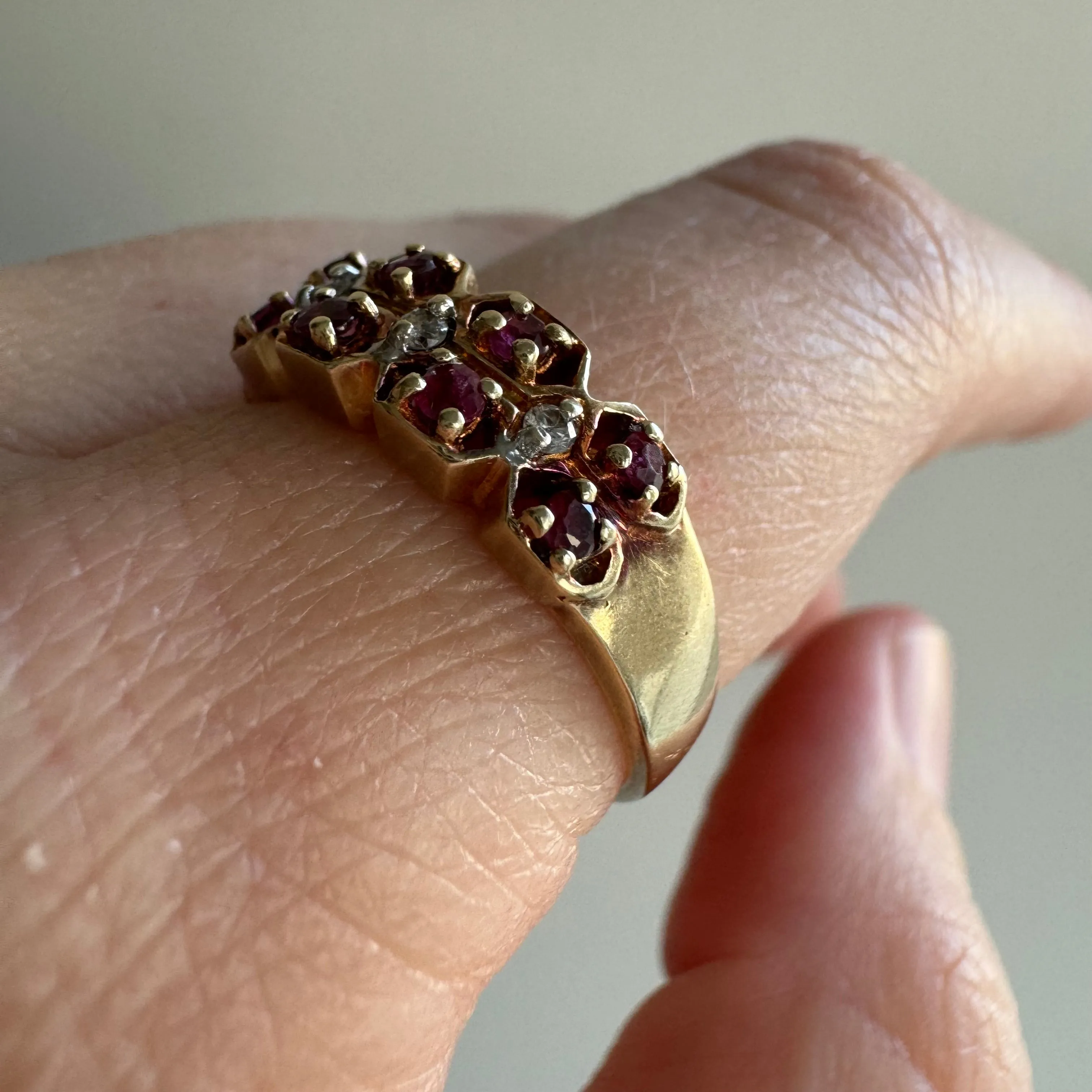 V I N T A G E // lucky eight geometric eyes / 10k yellow gold ruby and diamond geometric half eternity band / size 7.75 to 8