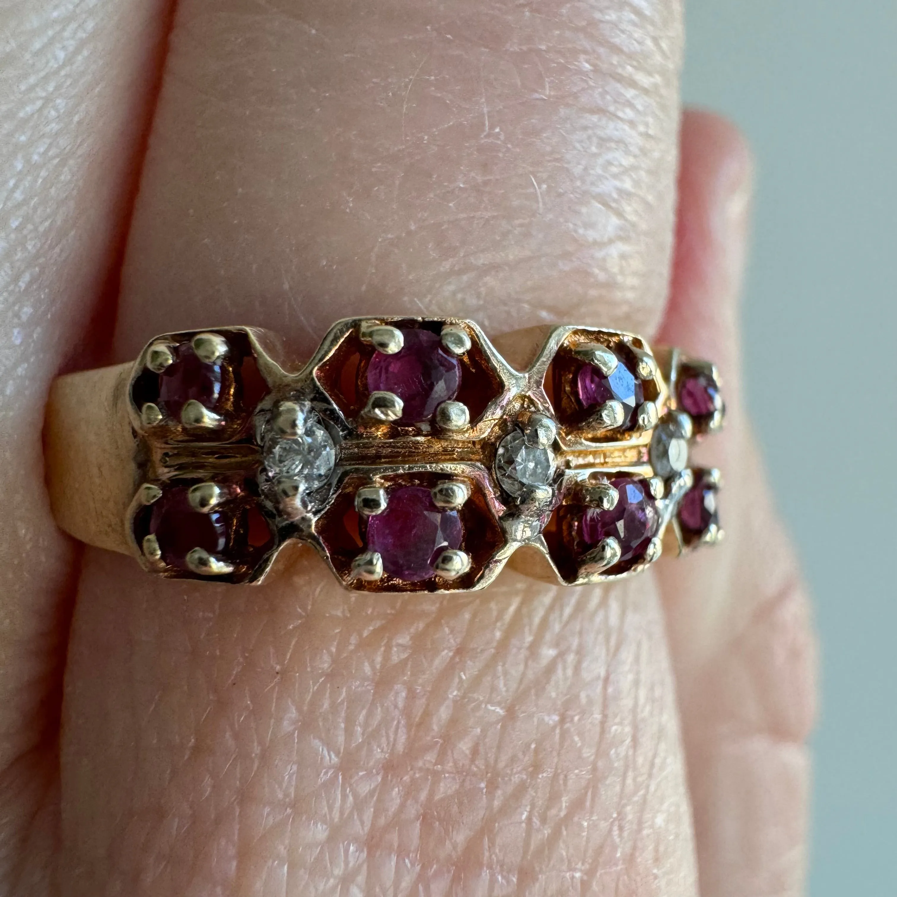 V I N T A G E // lucky eight geometric eyes / 10k yellow gold ruby and diamond geometric half eternity band / size 7.75 to 8