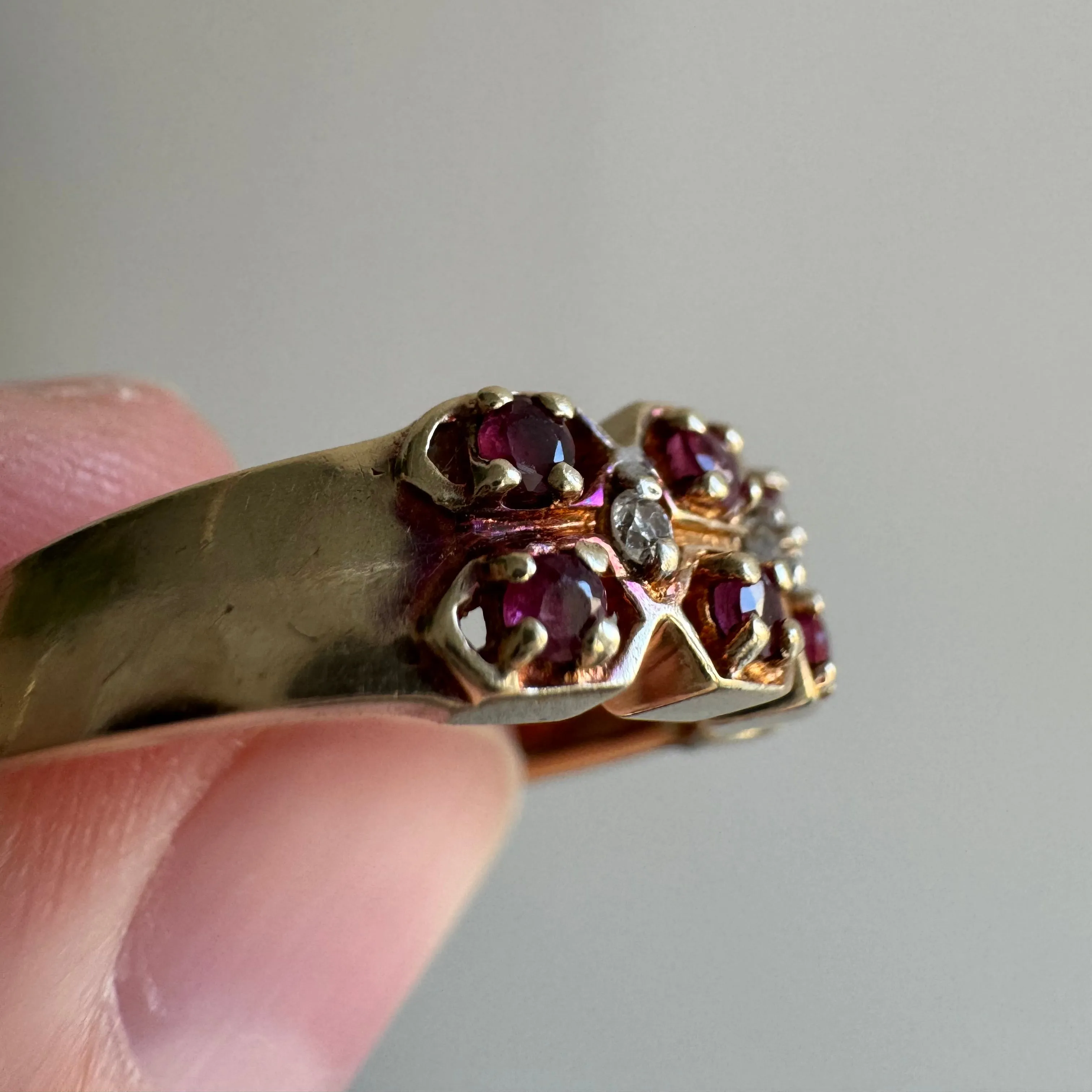 V I N T A G E // lucky eight geometric eyes / 10k yellow gold ruby and diamond geometric half eternity band / size 7.75 to 8